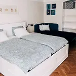 Vila Del Linz
